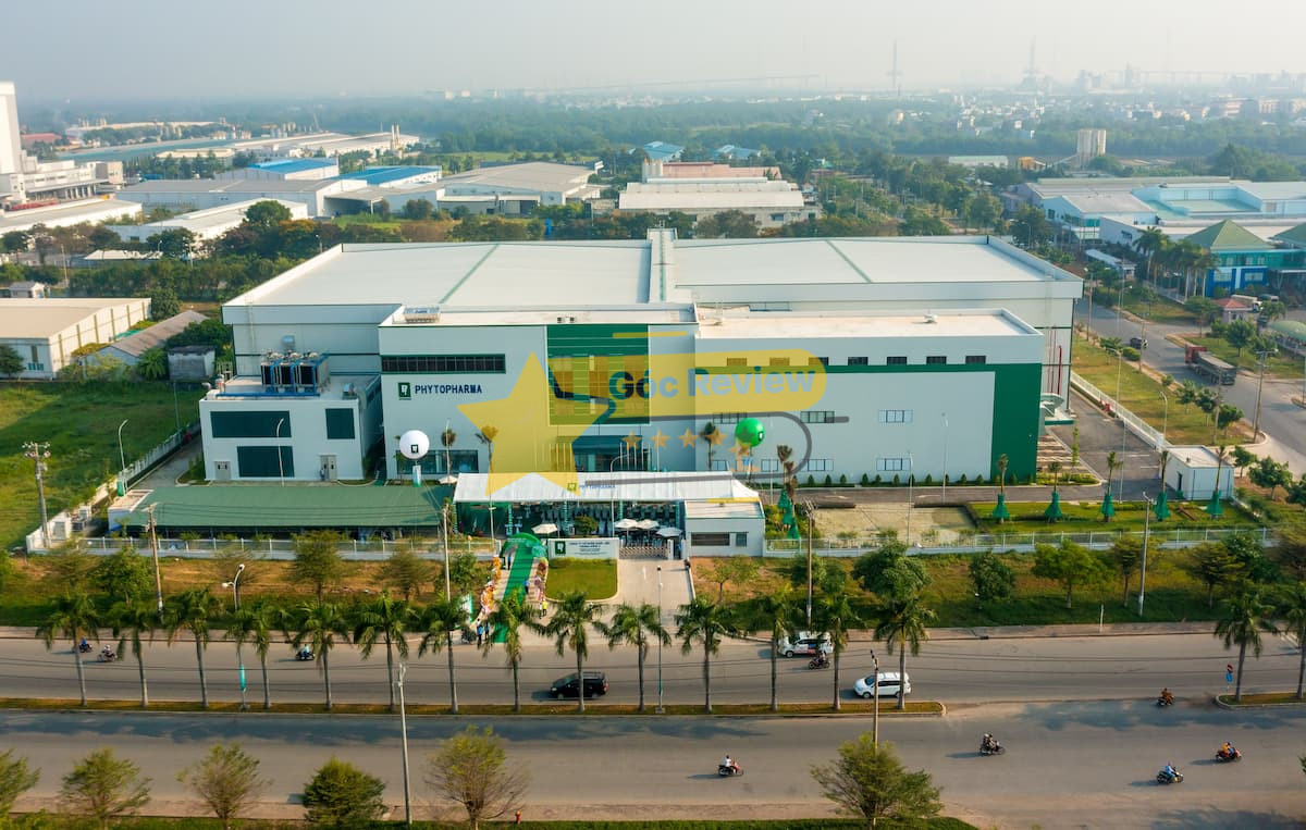 Tên gọi và nhận diện thương hiệu