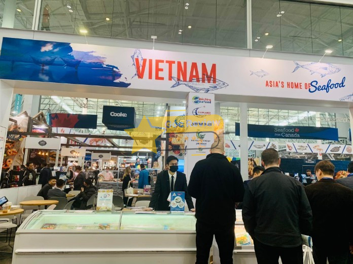 Cam kết phát triển bền vững và trách nhiệm xã hội công ty tnhh thức ăn thủy sản của công ty mekong